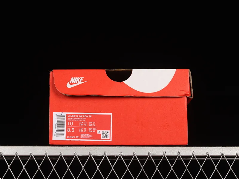 All Categories Nk SB Dunk Series Nk SB Dunk Low Low-top sneakers Foreign trade version Nk SB Dunk Low "85" Gray-green double hook SB low-top sports and leisure sneakers DO9457-101